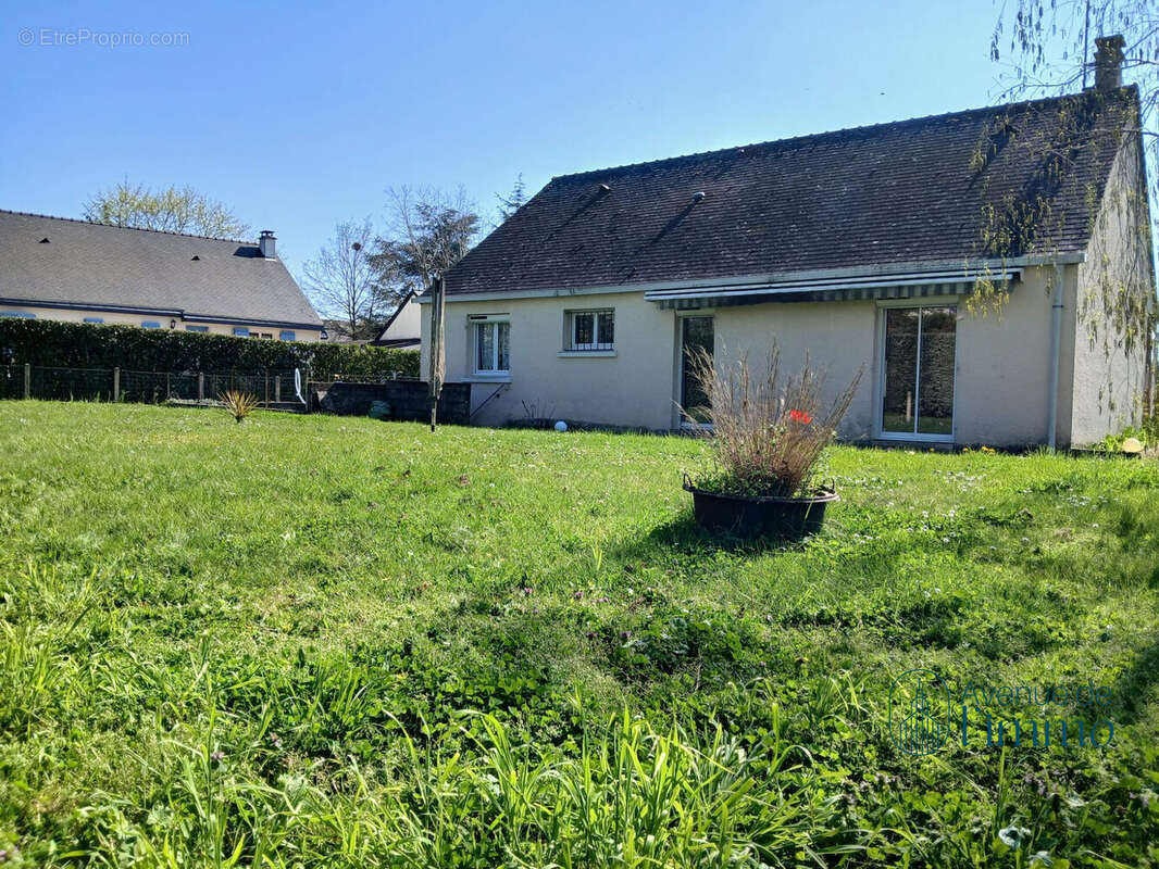 Maison à JUIGNE-SUR-LOIRE
