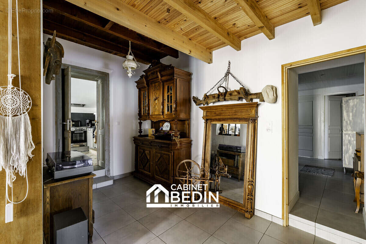 Maison à REIGNAC