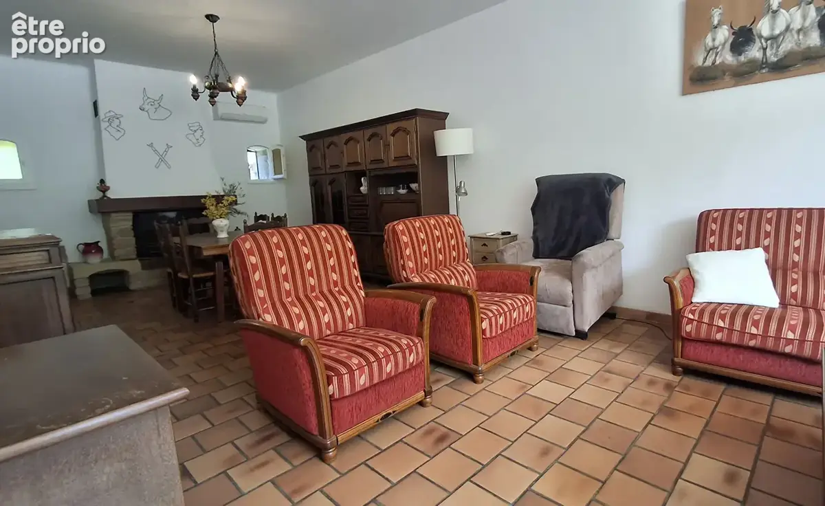 Exclusivité, Maison de ville à St Paul  3 Châteaux, 3 ch. avec jardin piscinable d'env. 600m²! - photo 5