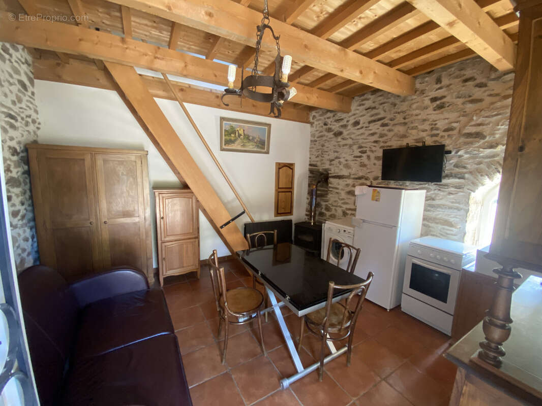 Maison à ROSIS