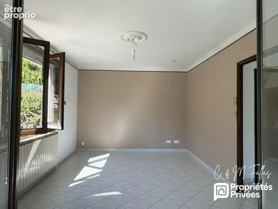 Maison  2 chambres et un T2 - LAPALUD - photo 6