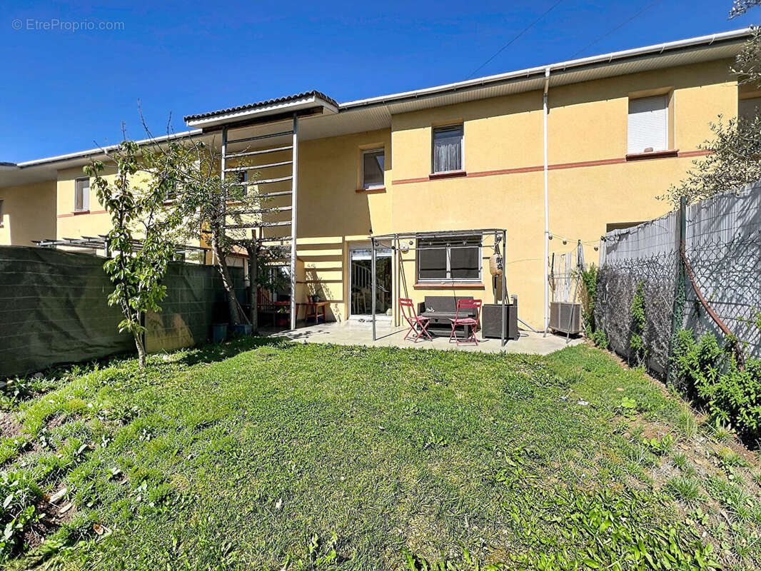 Maison à SAINT-ORENS-DE-GAMEVILLE