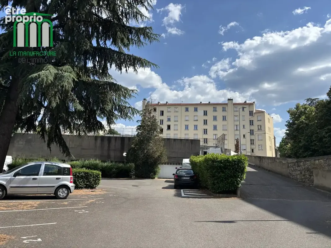 Saint etienne centre deux - proche fac trefilerie - appartement t2 avec cave et possibilite garage - photo 14