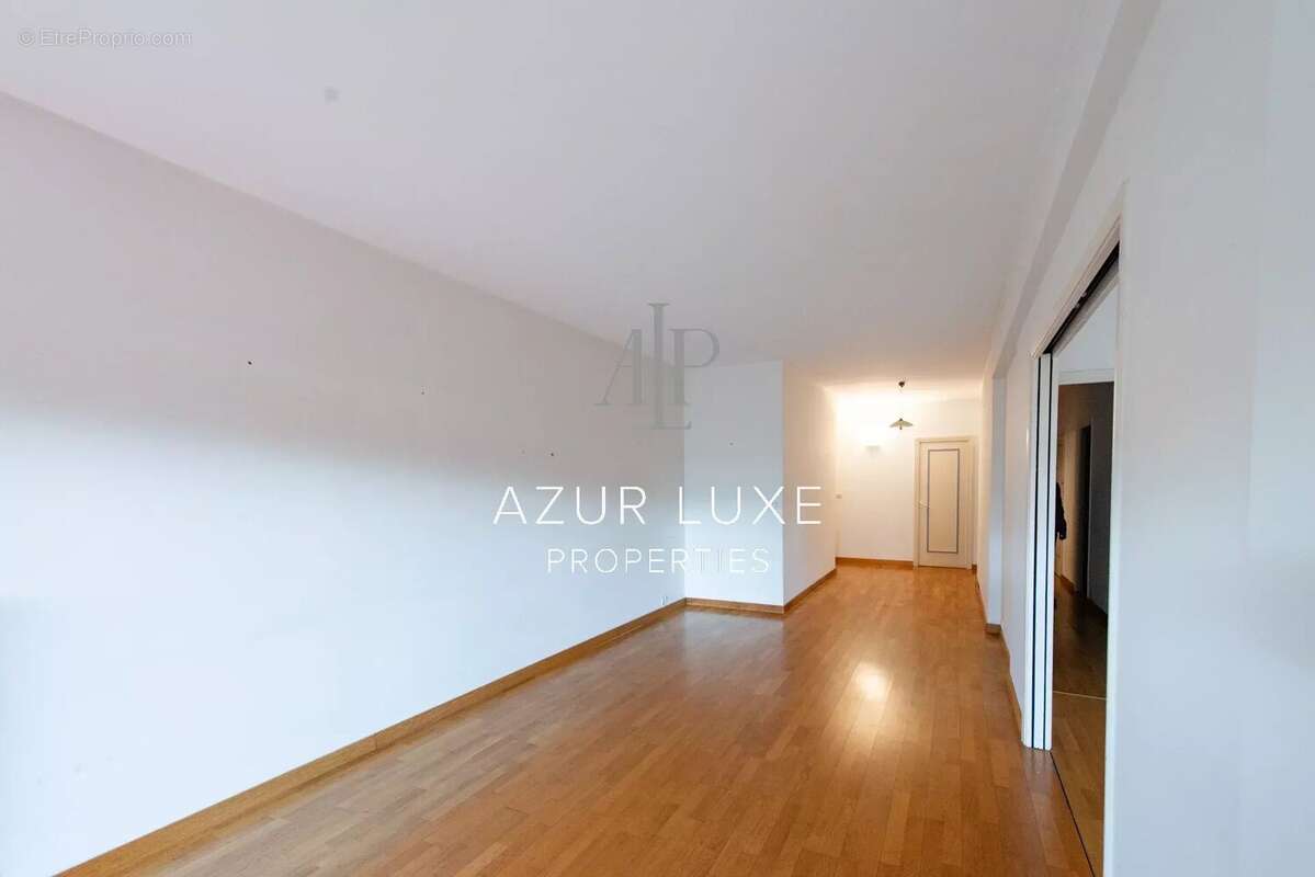 Appartement à BEAULIEU-SUR-MER