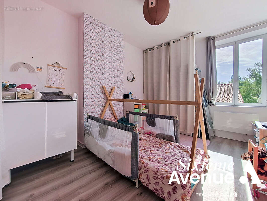 Appartement à VERNAISON