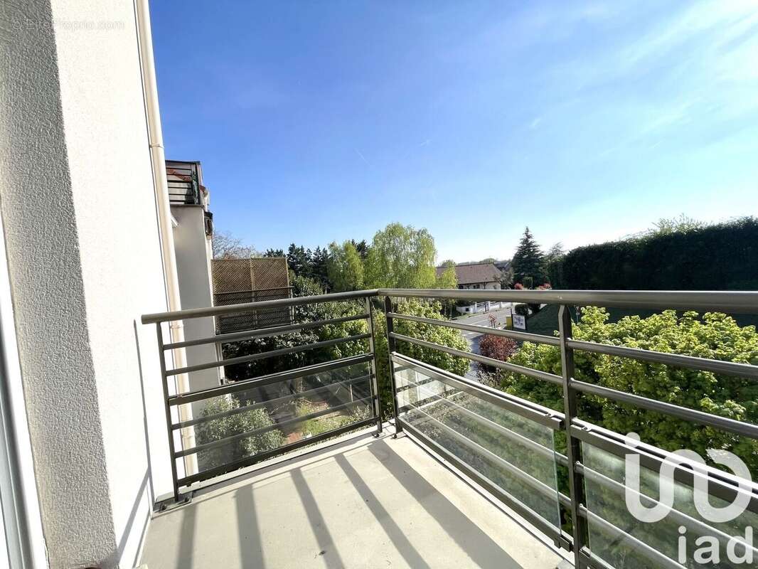 Photo 3 - Appartement à SAINT-GERMAIN-LES-CORBEIL