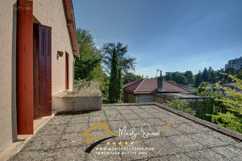 Maison à CALUIRE-ET-CUIRE