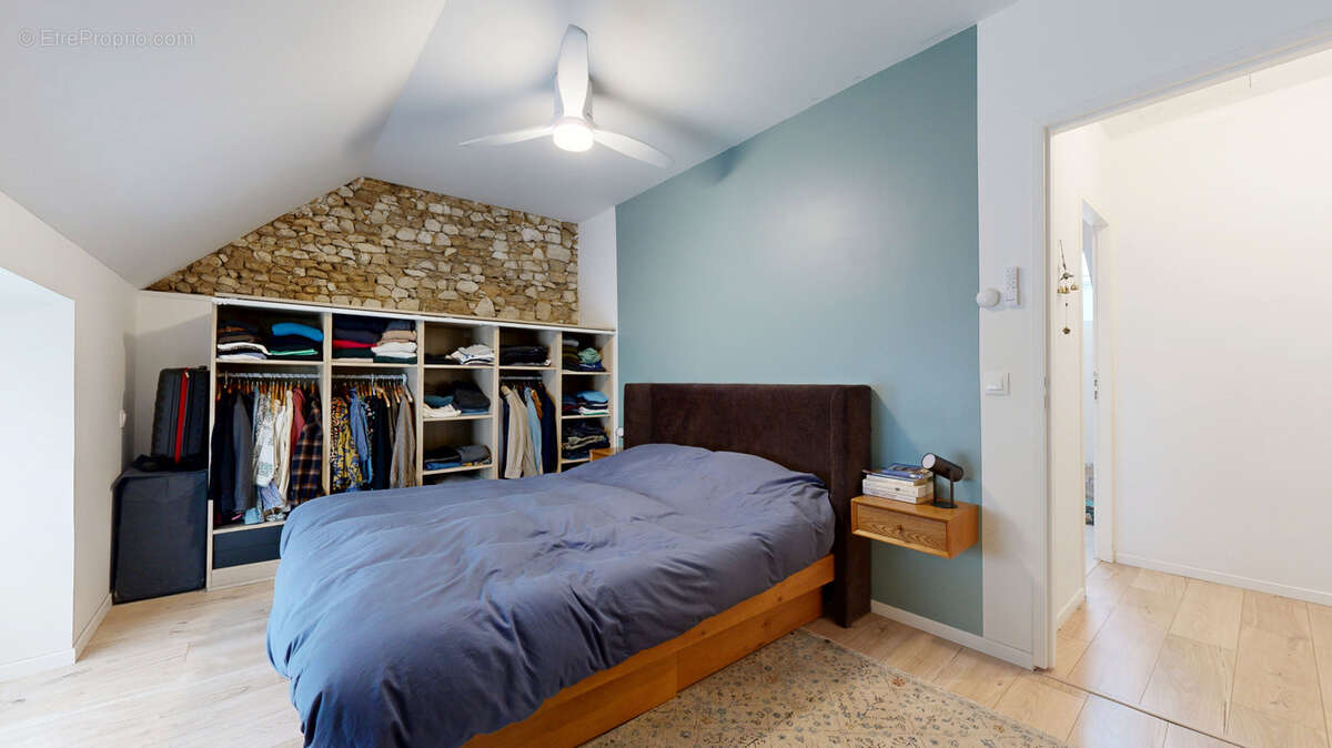 Maison à NEAUPHLE-LE-VIEUX