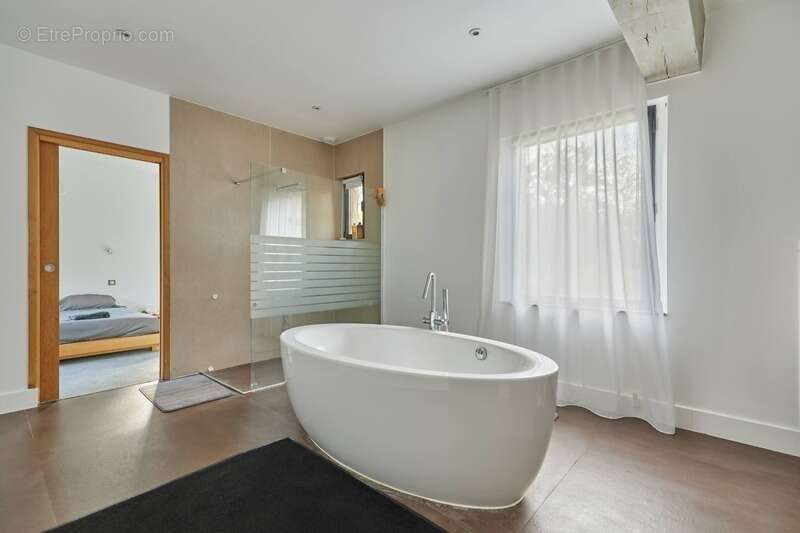 Maison à PONT-L'EVEQUE