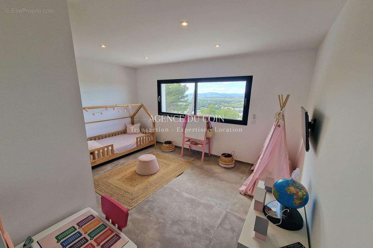 Maison à DRAGUIGNAN