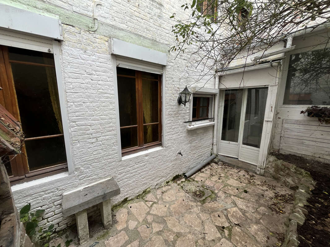 Maison à LE NOUVION-EN-THIERACHE