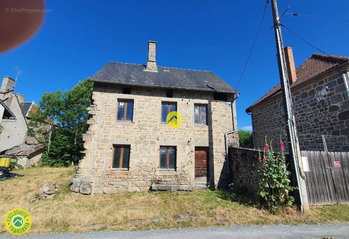 Maison à AUZANCES