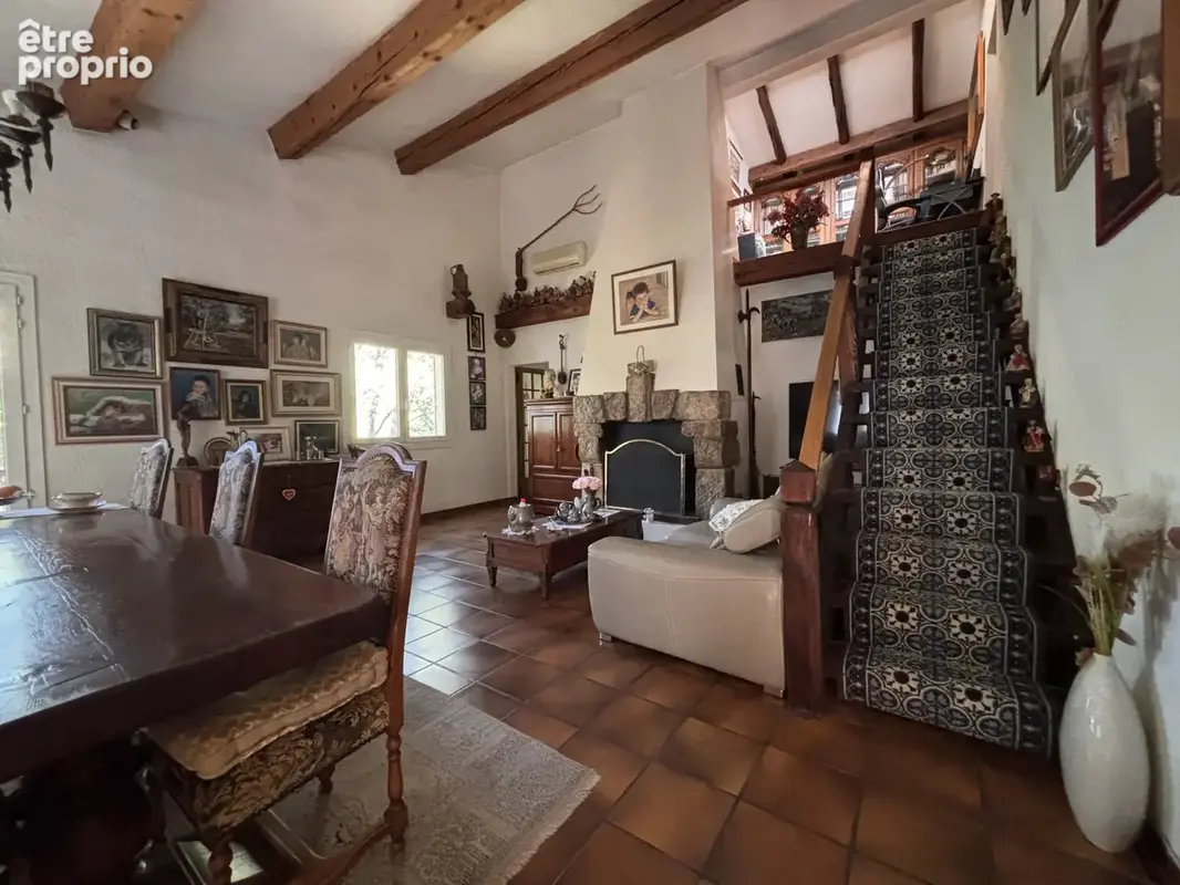 GEMENOS Maison traditionnelle provençale des années 80 avec piscine et appartement indépendant - photo 3