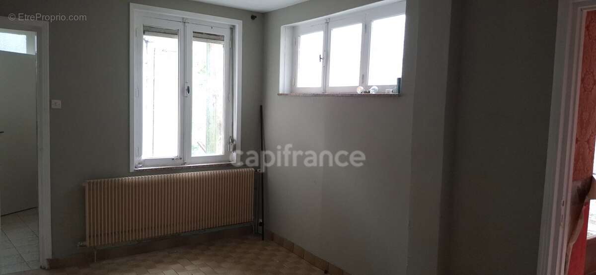 Maison à vendre 8 pièces ESTAIRES (59) - photo 10