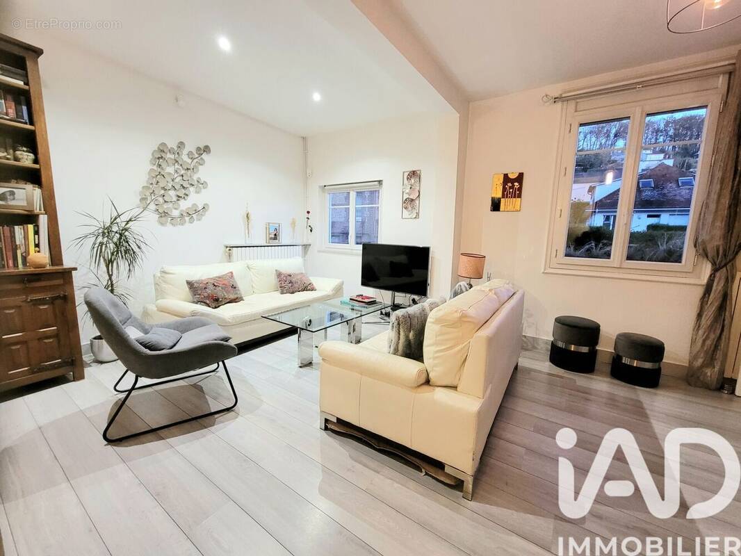 Photo 1 - Maison à MONT-SAINT-AIGNAN