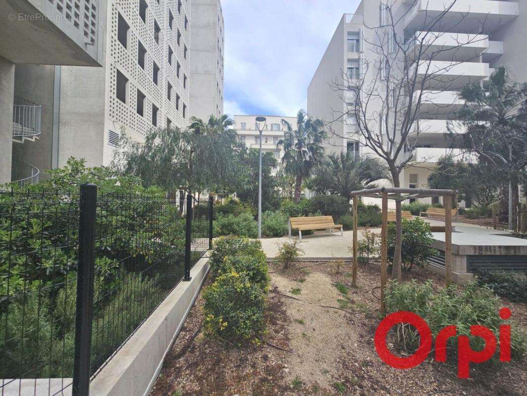Appartement à MARSEILLE-2E