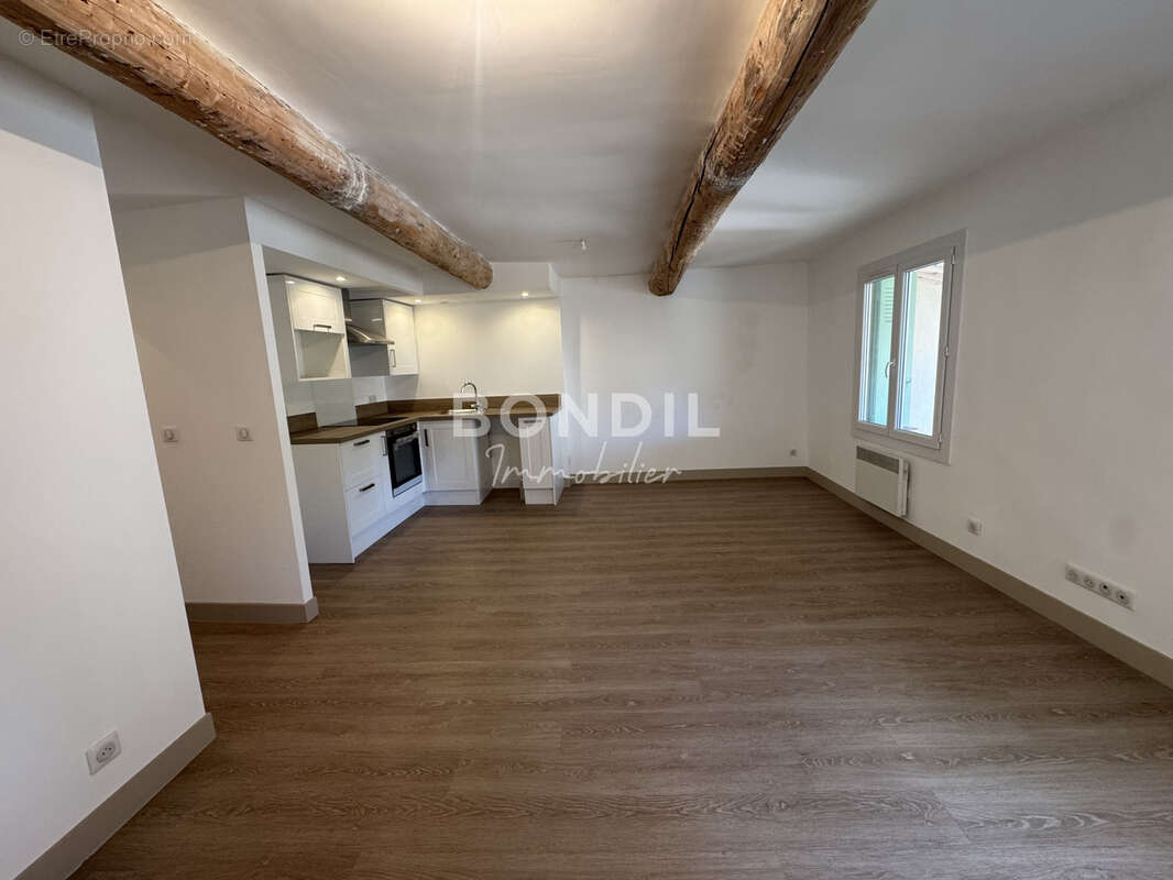 Appartement à PERTUIS