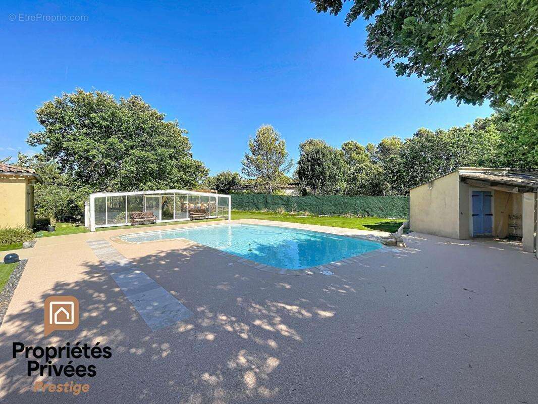 Propriété de 220m2 avec piscine sur 6 000 m² de terrain , à 5 min de Saint-Maximin, Ollières 83470 - photo 6