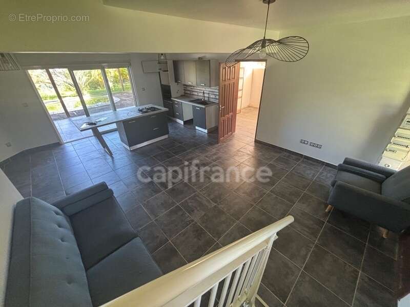 Maison à vendre 4 pièces REMIRE MONTJOLY (973) - photo 13