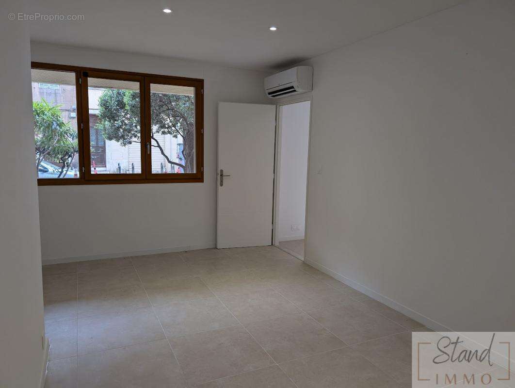 Commerce à MARSEILLE-5E