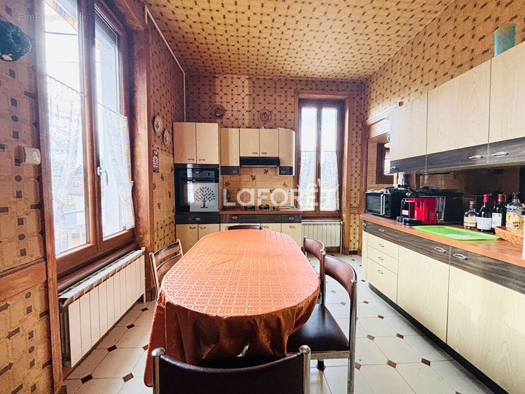 Maison à RIORGES