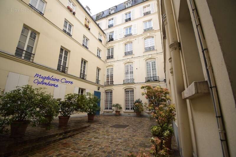 Appartement à PARIS-4E