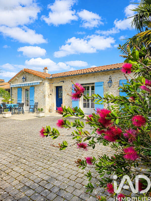 Photo 1 - Maison à AIFFRES