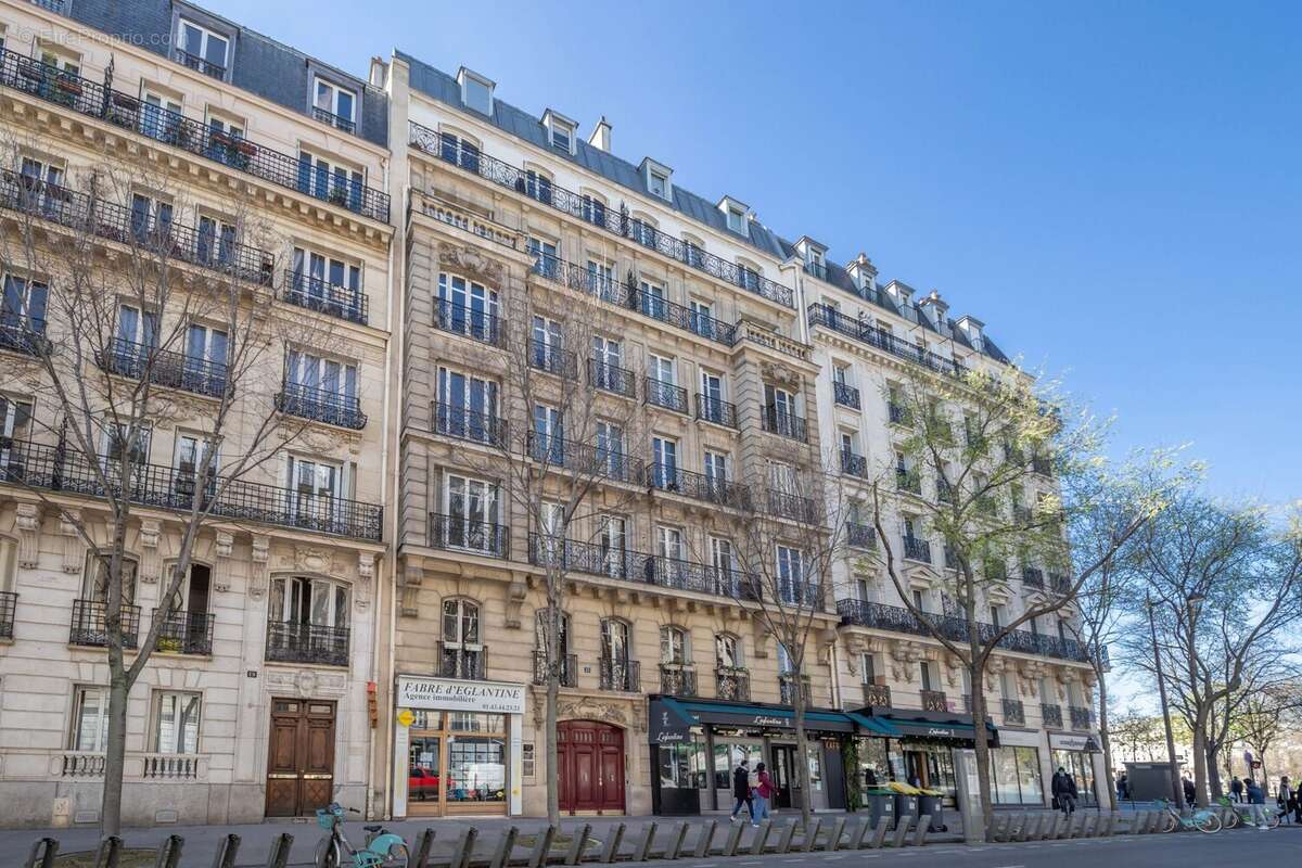 Appartement à PARIS-11E