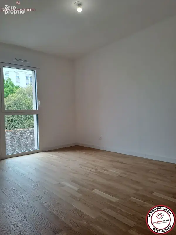 Appartement 108 m² à La Riche  - photo 20