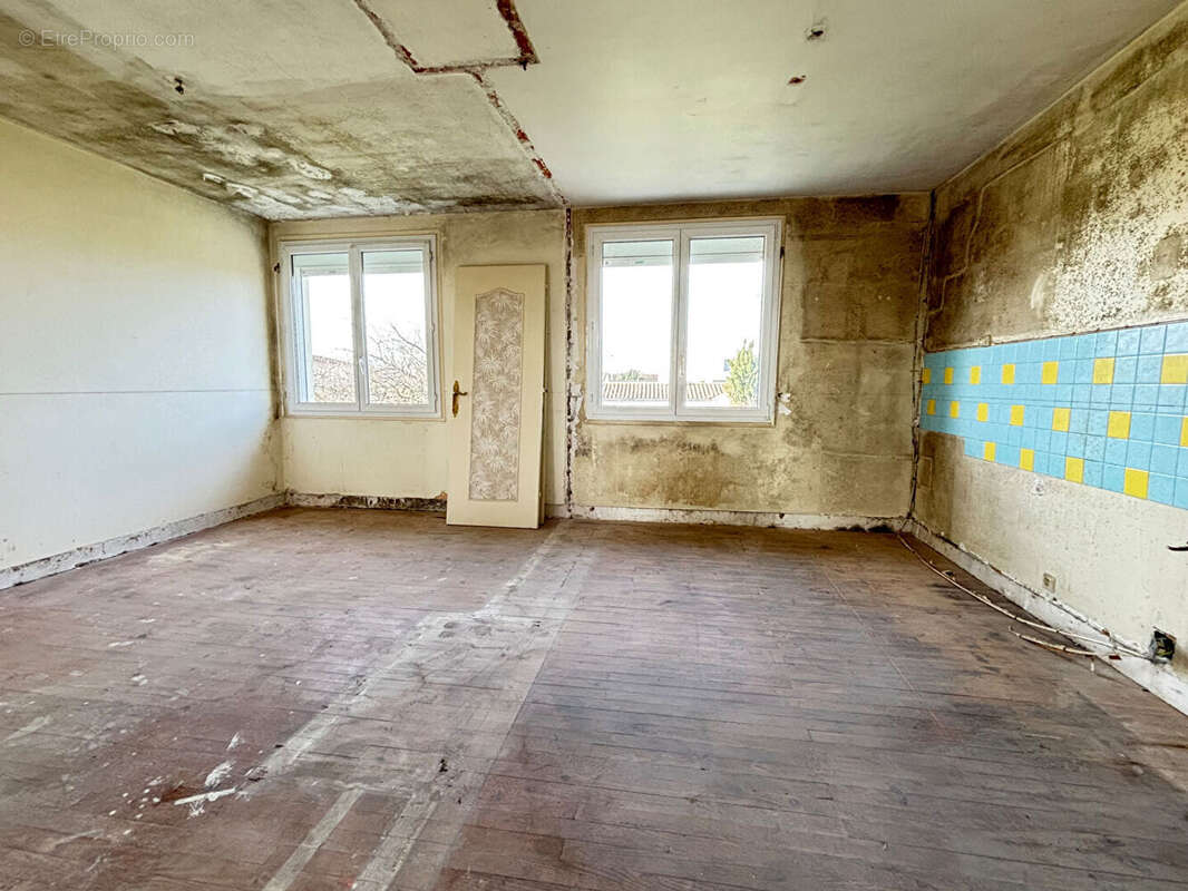 Appartement à VAUX-SUR-MER