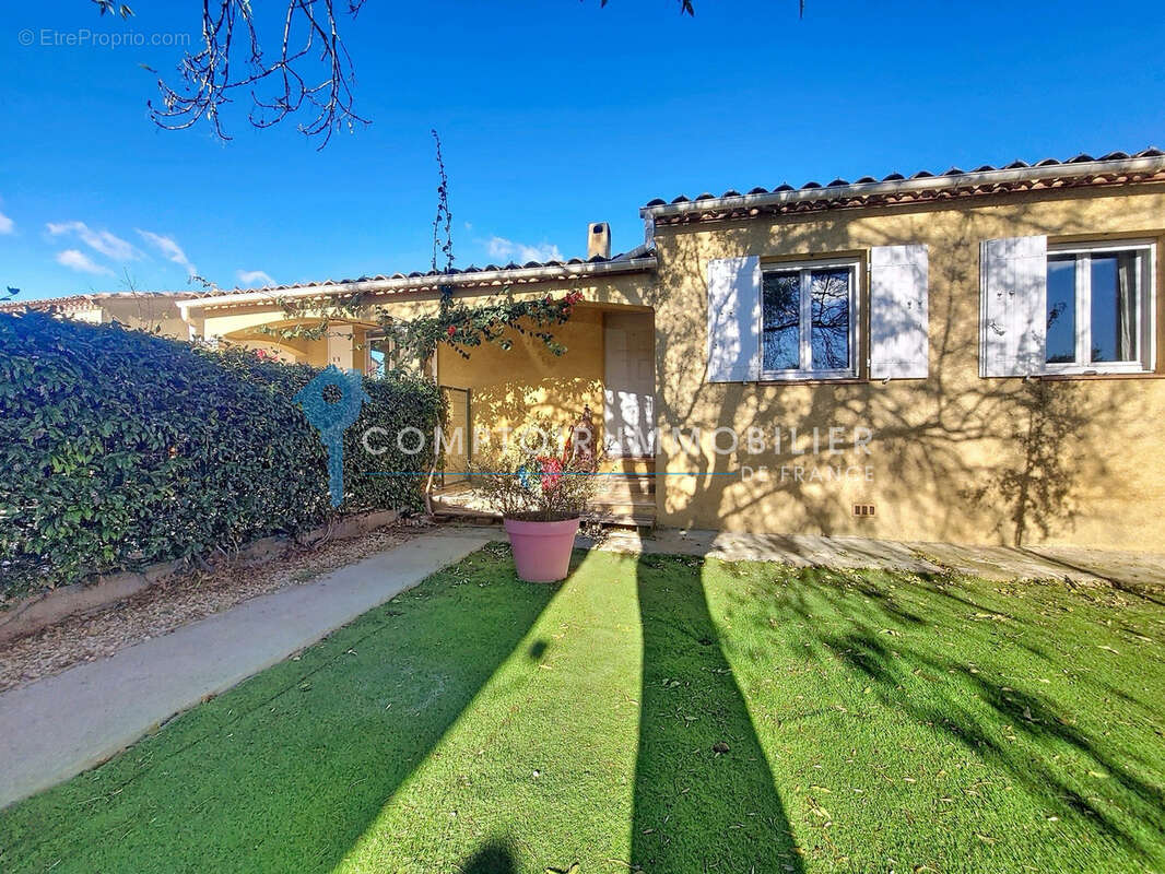 Maison à LE CAILAR