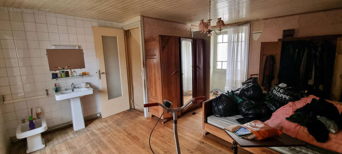 20250403_154256 - Maison à NONTRON