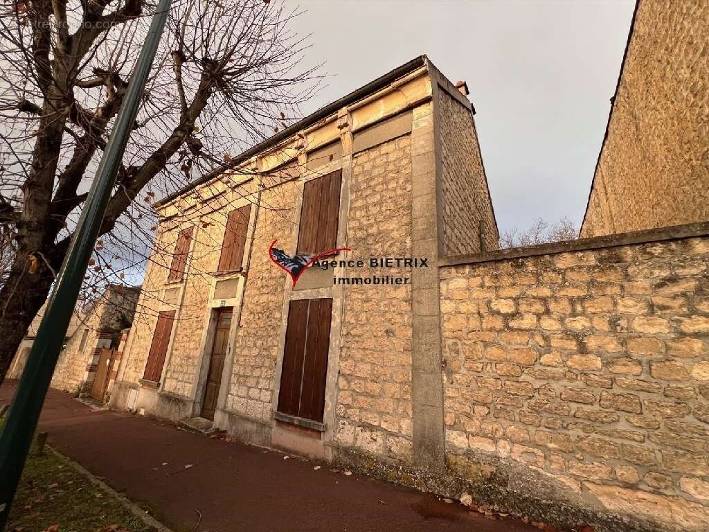 Maison à L'ISLE-ADAM