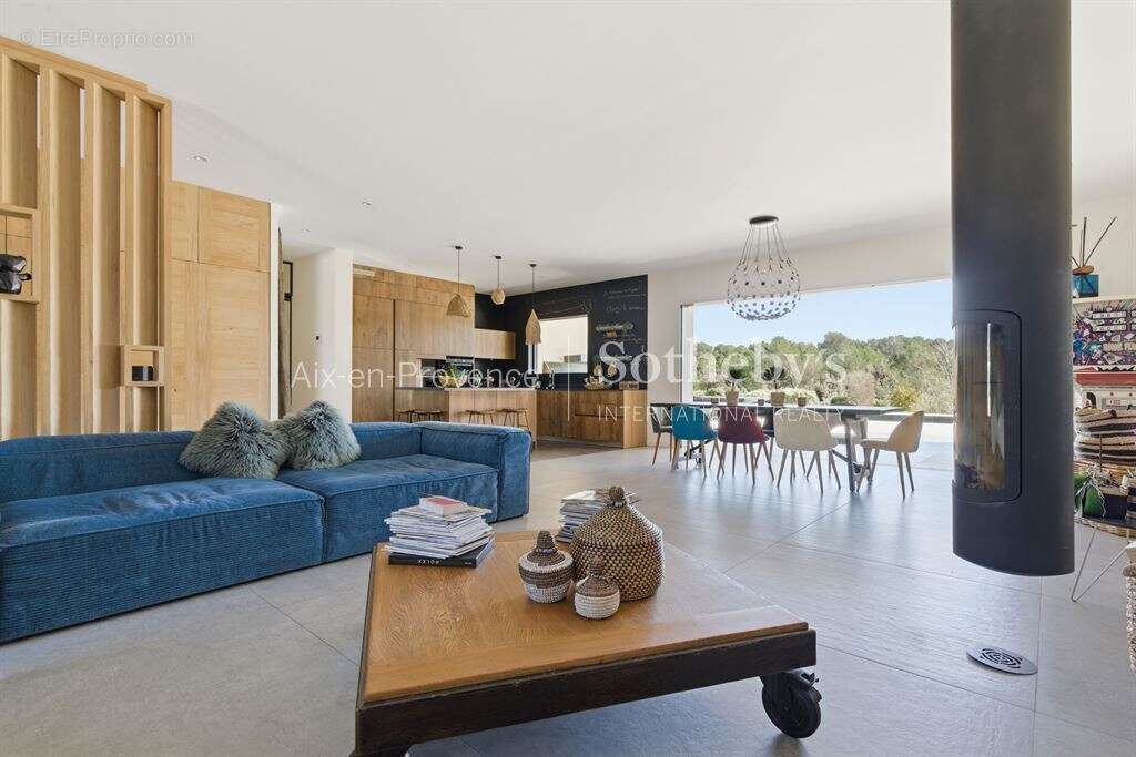 Propriété contemporaine avec vue sur la Sainte-Victoire - photo 8