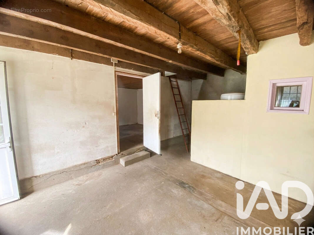 Photo 8 - Maison à LANFAINS