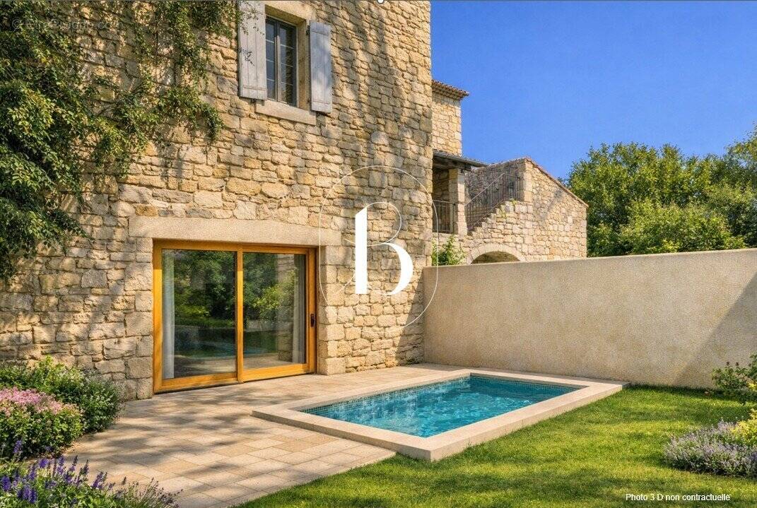Maison à BARJAC
