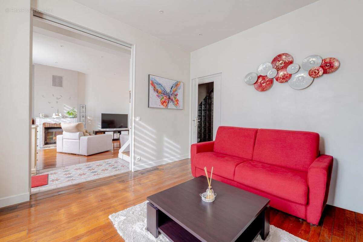 Maison à MONTEREAU-FAULT-YONNE