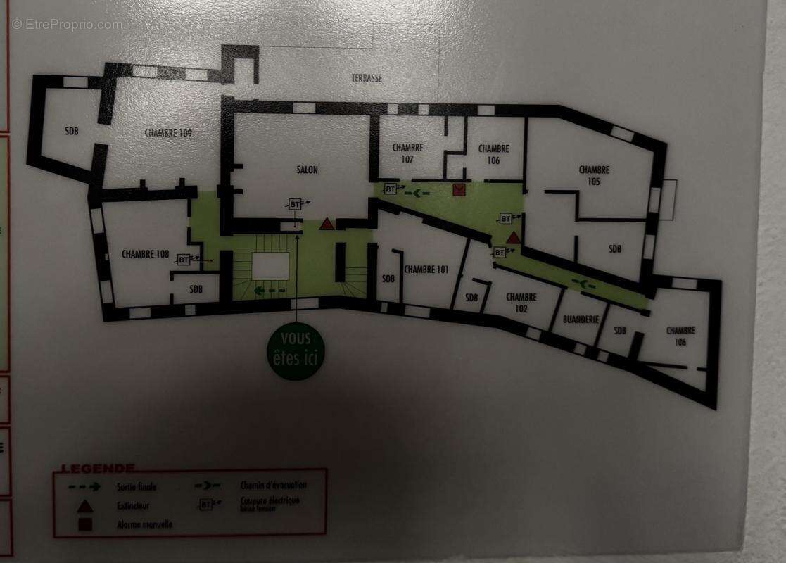 Commerce à BOURG-SAINT-ANDEOL