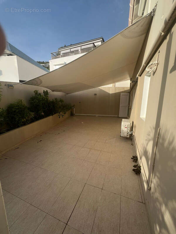 Maison à CAPESTERRE-BELLE-EAU