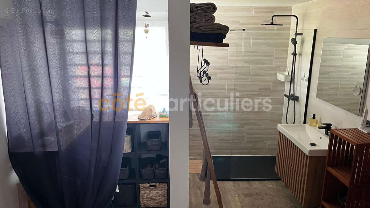 À VENDRE -T2 en rez-de-jardin  résidence avec piscine LE GOSIER - photo 13