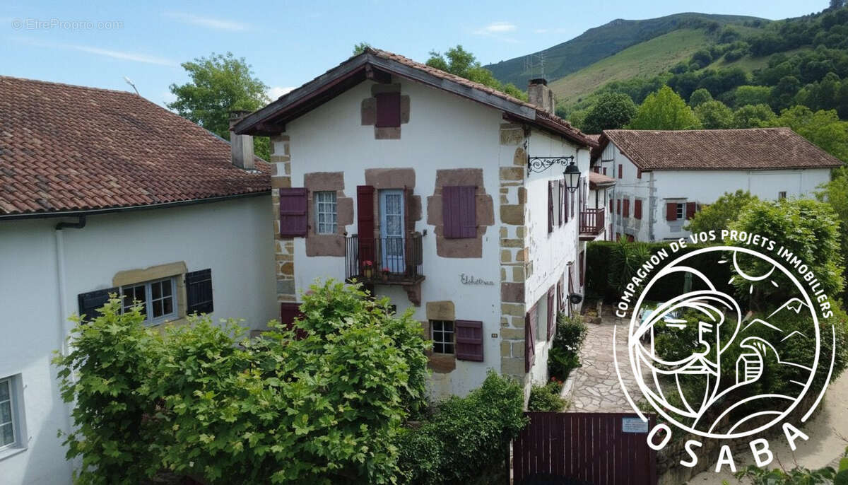 Maison à AINHOA