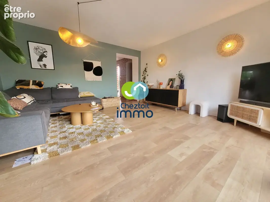 MAISON DE CARACTERE individuelle 3 Chambres +bureau, jardin, parking privé plusieurs véhicules - photo 8
