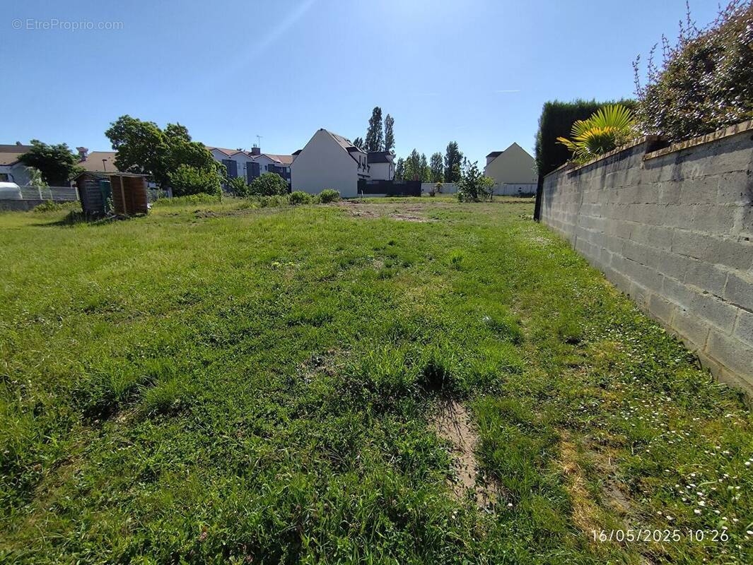 Terrain à CERGY