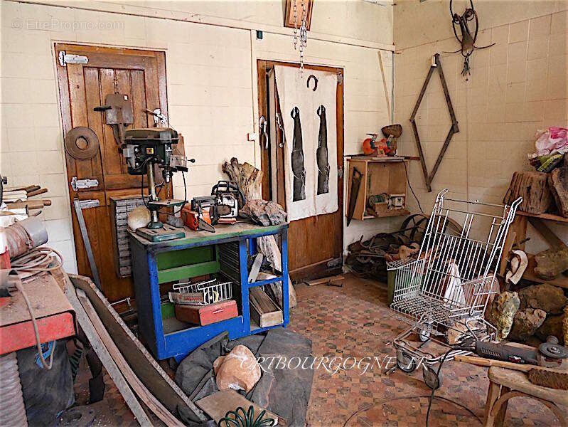 Maison à VILLIERS-SAINT-BENOIT