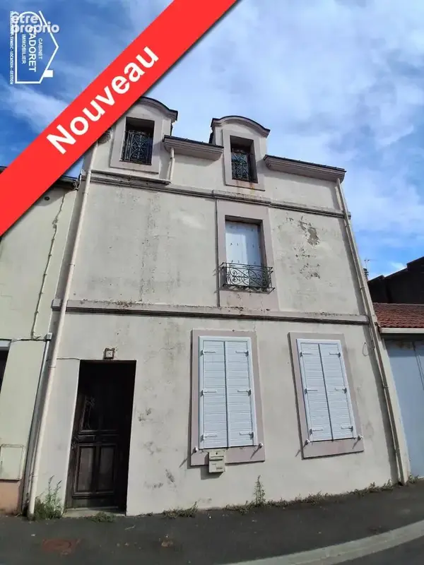   - Maison à PAIMBOEUF