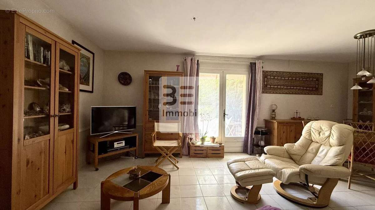 Maison à BAGNOLS-SUR-CEZE