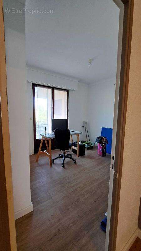 Appartement à VENCE