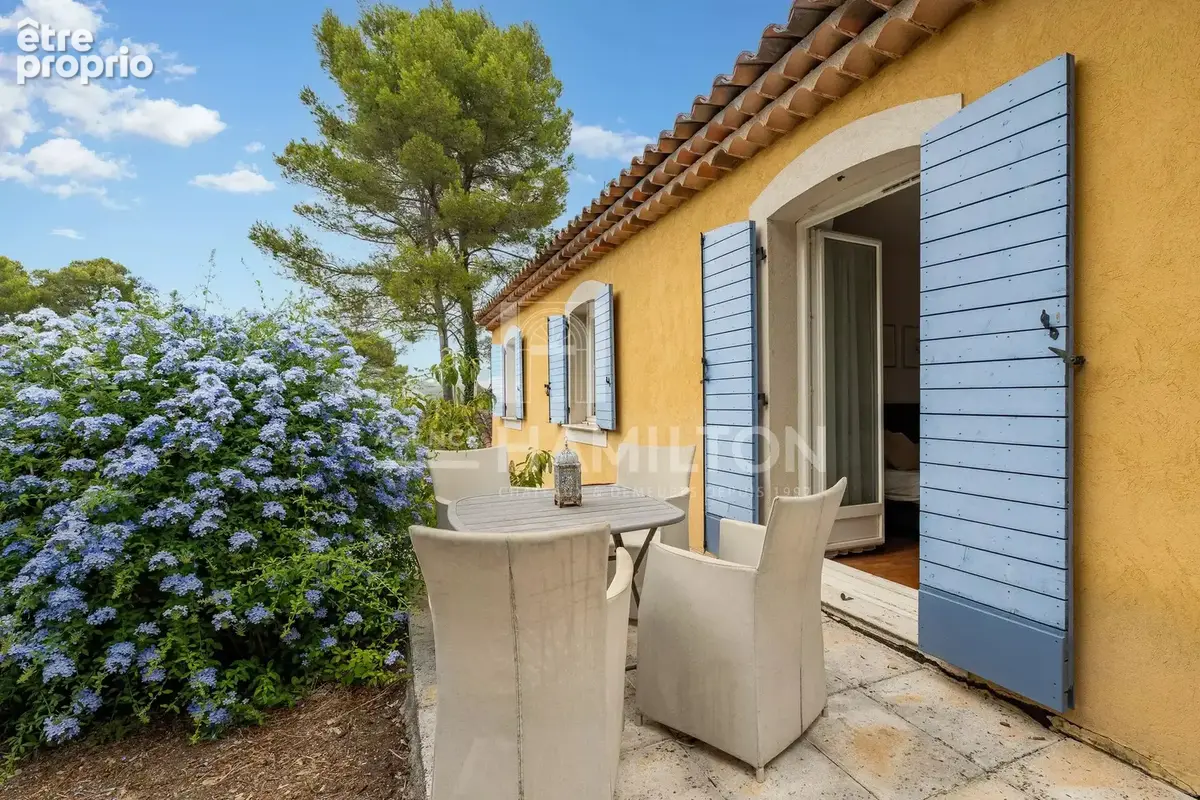 Villa de prestige au sein d’un domaine privé d’exception avec vue panoramique - photo 26