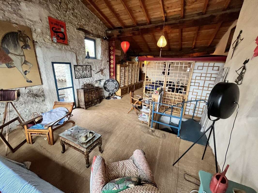 Maison à DURFORT-ET-SAINT-MARTIN-DE-SOSSENAC