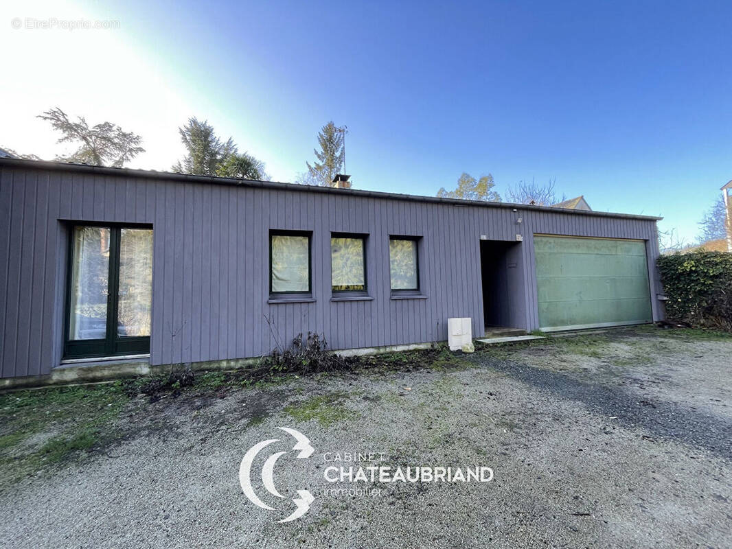 Maison à SAINT-AUBIN-D'AUBIGNE